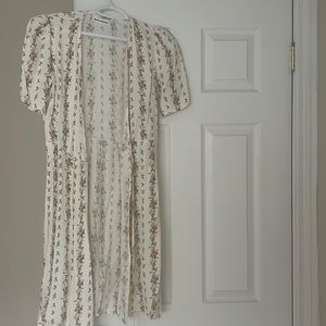 Reformation dress is size xs. Does not have size tags